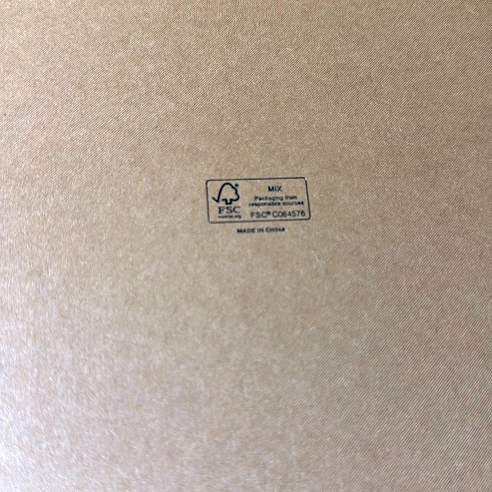 Burberry Box - Picture 5 of 5